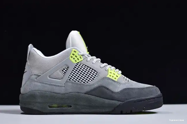 HYPE 4 Neon SE Jordan Air CT5342-007 0423